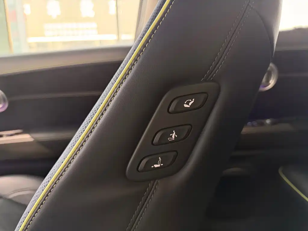 Genesis Genesis GV60 2023 Performance AWD Dual Motor Flagship Edition 2023 - thumbnail 11