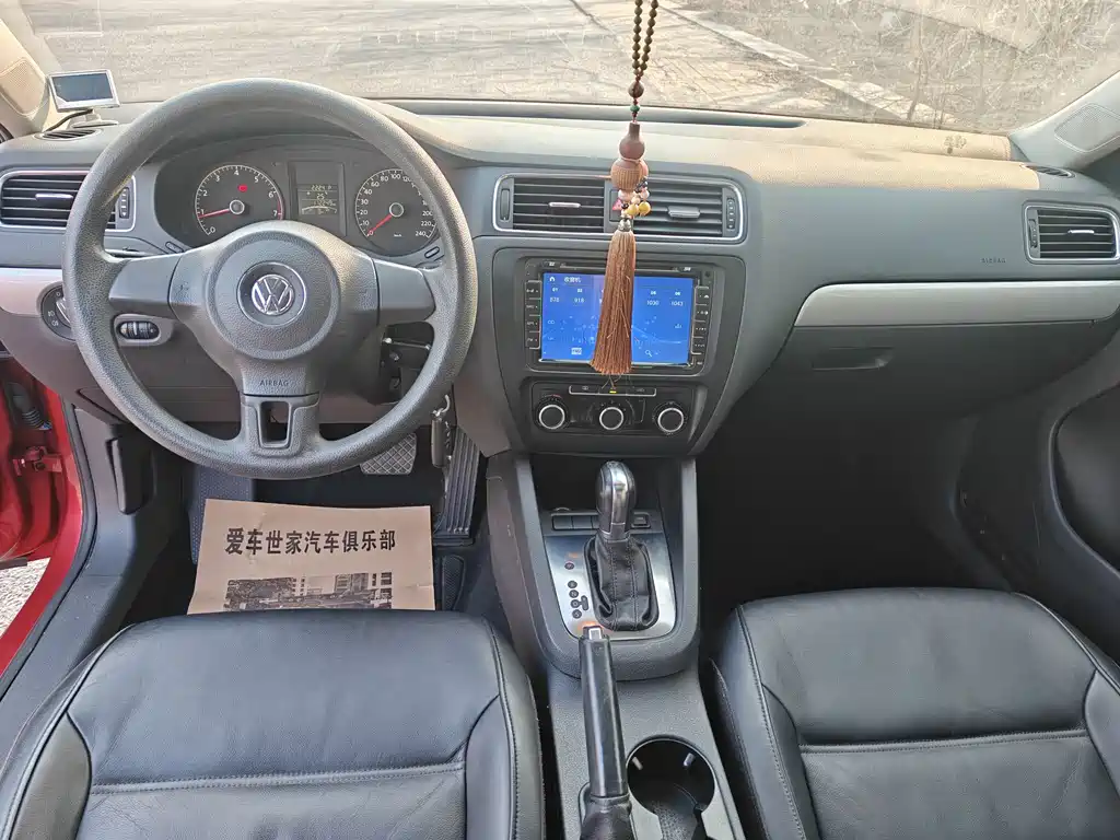 Volkswagen Volkswagen Sagitar 2012 1.6L Automatic Comfort Edition 2012 - thumbnail 4