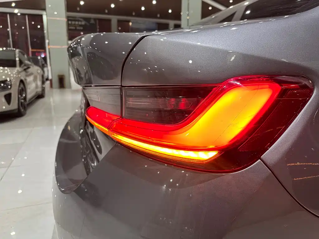 BMW BMW i3 2022 eDrive 35 L 2023 - thumbnail 14