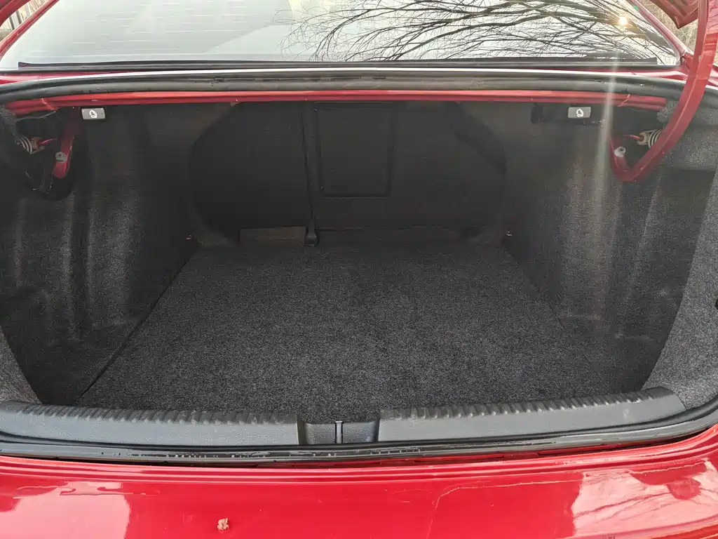 Volkswagen Volkswagen Sagitar 2012 1.6L Automatic Comfort Edition 2012 - thumbnail 11