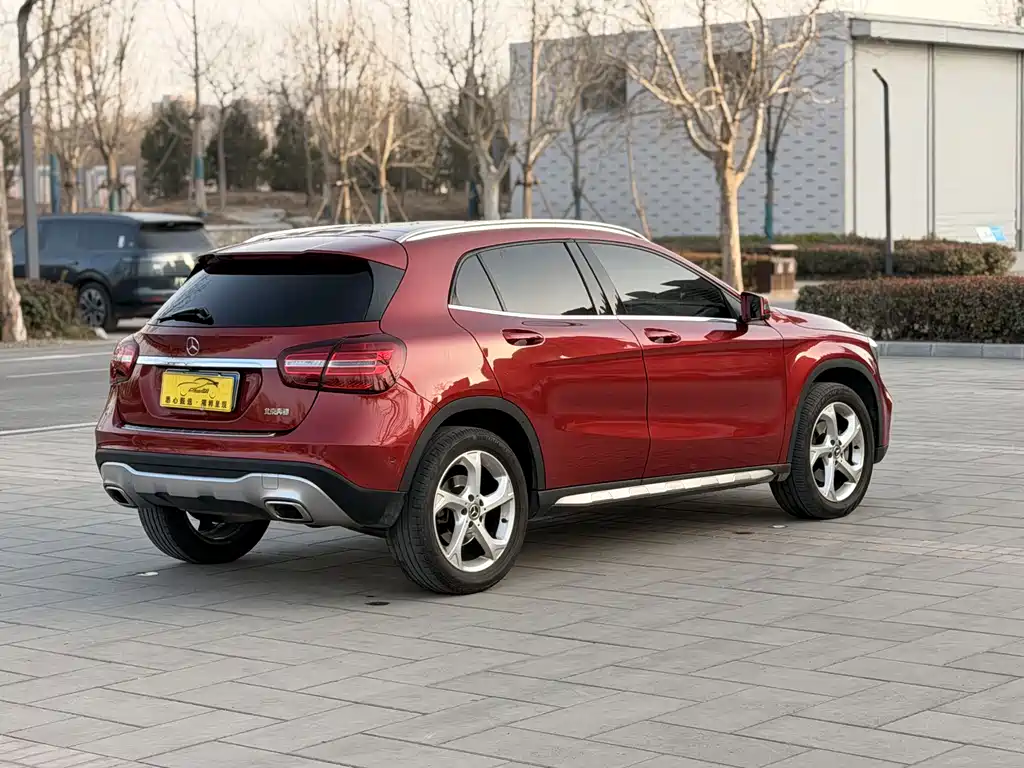 Mercedes-Benz Mercedes-Benz GLA 2018 GLA 200 Sport Edition 2019 - thumbnail 4