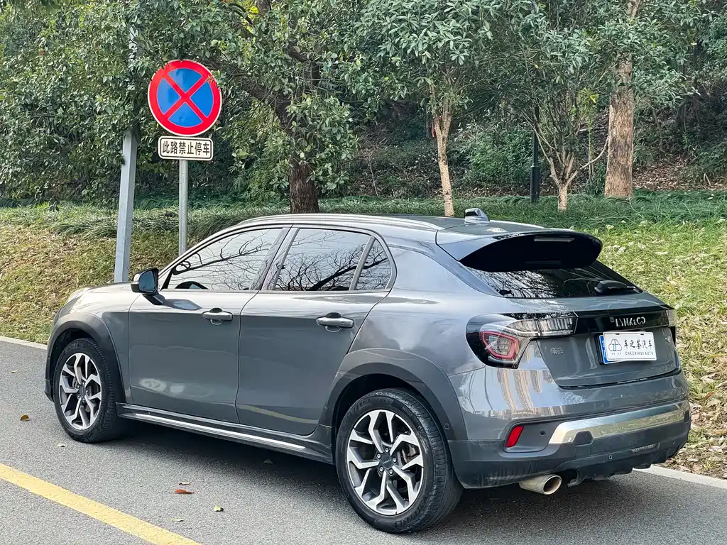 Lynk & Co Lynk & Co 02 2018 1.5T DCT FWD Pro Edition China V 2019 - thumbnail 3