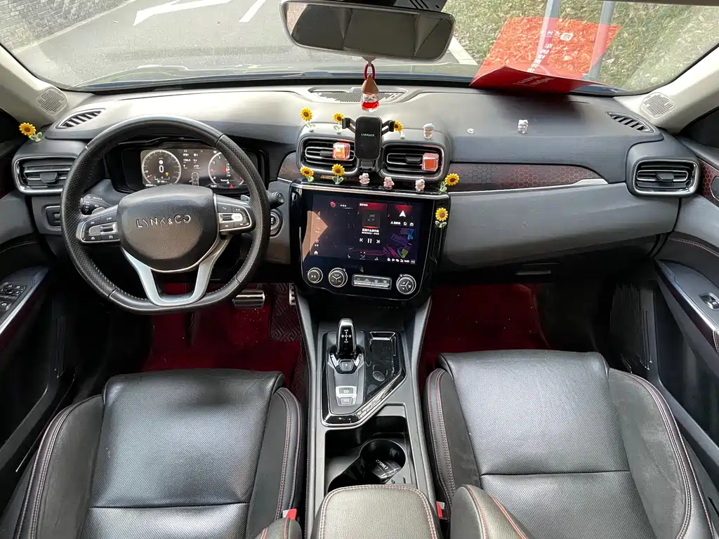 Lynk & Co Lynk & Co 02 2018 1.5T DCT FWD Pro Edition China V 2019 - thumbnail 10