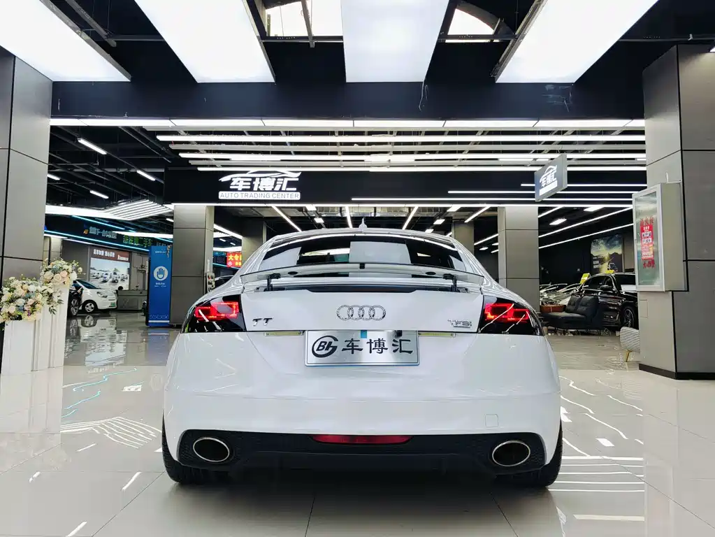 Audi Audi TT 2011 TT Coupe 2.0 TFSI 2012 - thumbnail 5