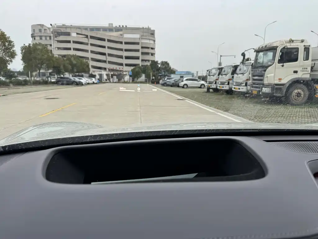 Xiaomi Auto Xiaomi SU7 2024 AWD Ultra-Long Range High-End Intelligent Driving Max Edition 2024 - thumbnail 11