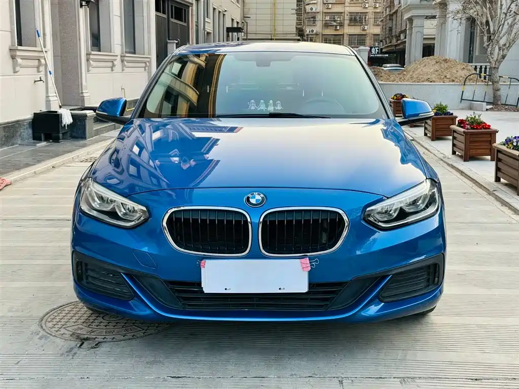 BMW BMW 1 Series 2020 120i Fashion Edition 2020 - thumbnail 2