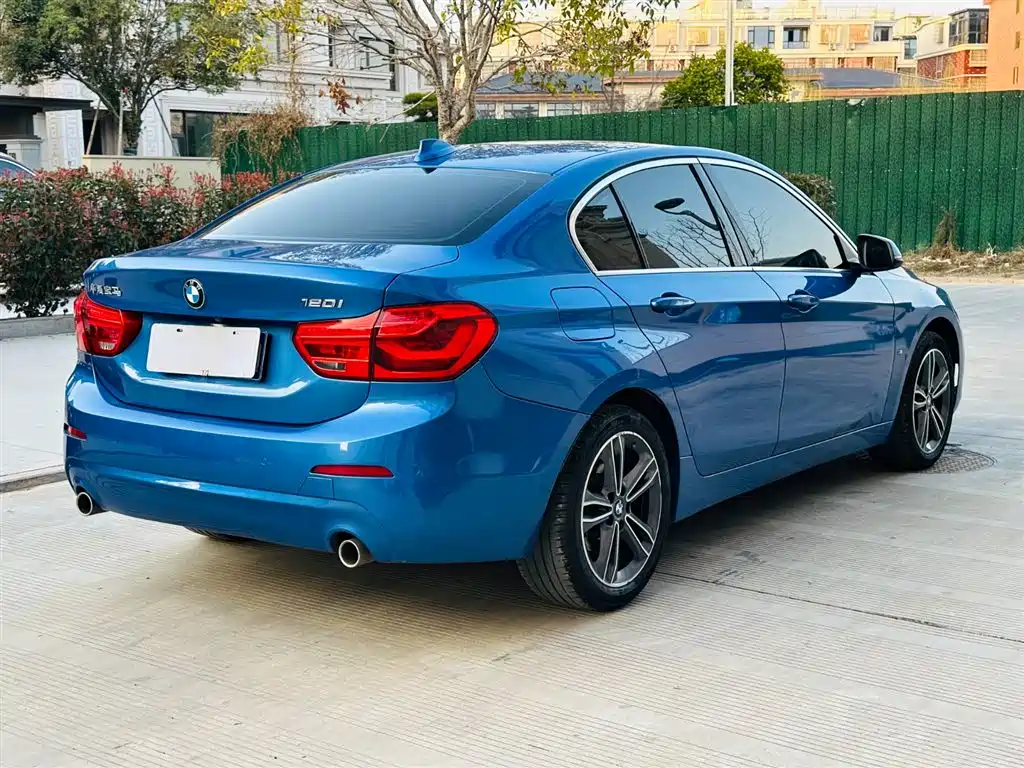 BMW BMW 1 Series 2020 120i Fashion Edition 2020 - thumbnail 8
