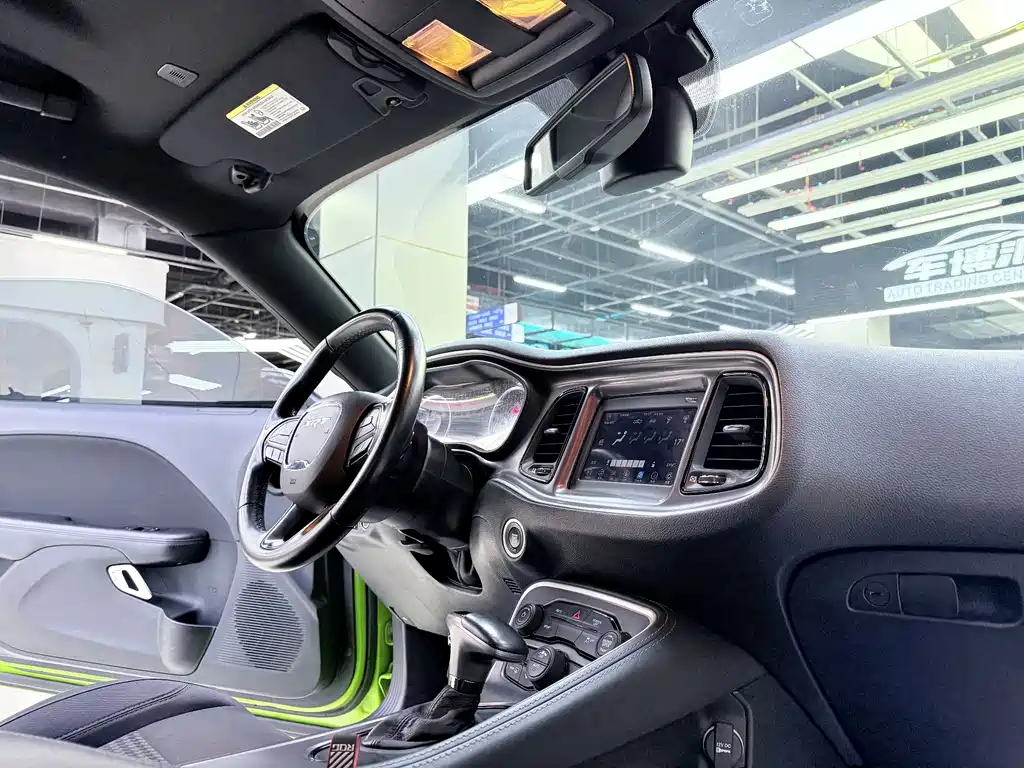Dodge Dodge Challenger 2019 3.6L US Specification 2020 - thumbnail 11