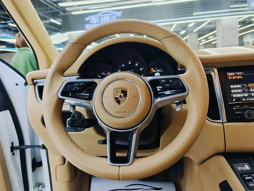 Porsche Porsche Macan 2016 Macan 2.0T 2016 - thumbnail 13