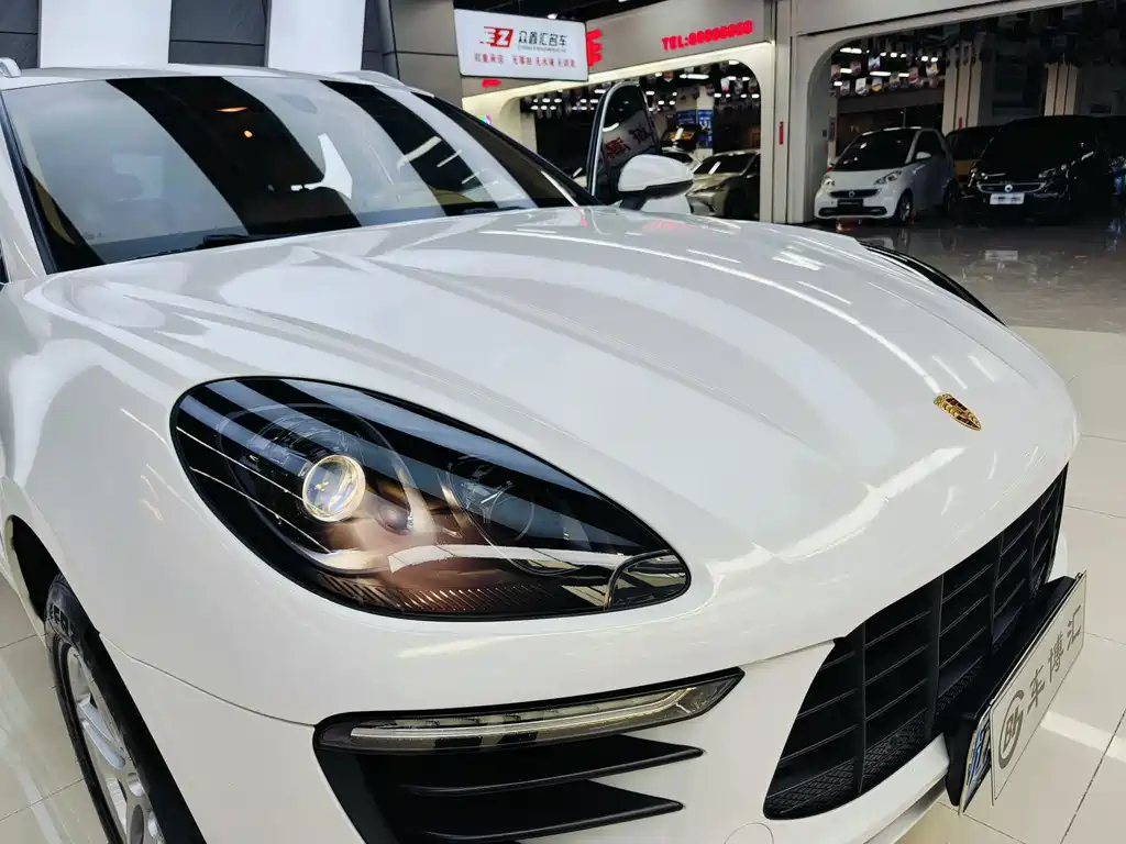 Porsche Porsche Macan 2016 Macan 2.0T 2016 - thumbnail 18
