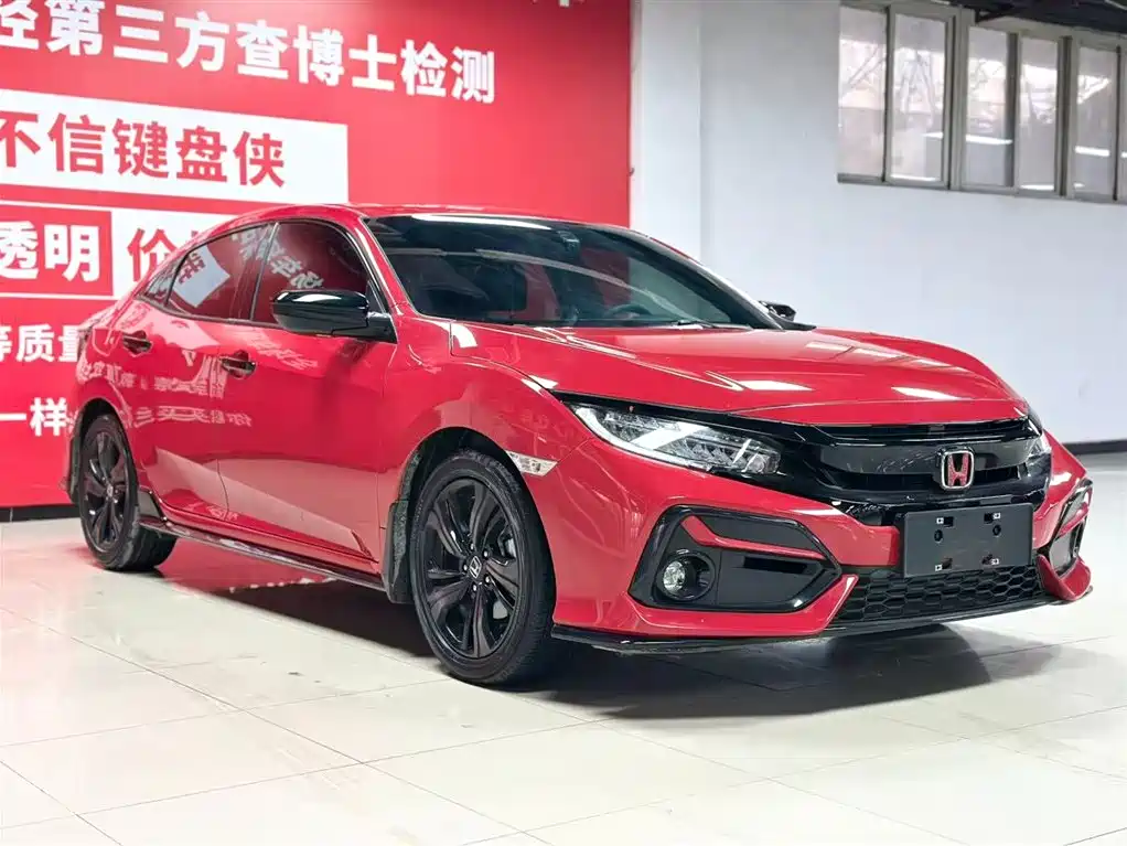 Honda Honda Civic 2021 Hatchback 220TURBO CVT潮酷控  Wait, let me correct that - "潮酷控" is not an internationally accepted model name. The proper international model name would be:  Honda Civic 2021 Hatchback 220TURBO CVT 2023 - thumbnail 3