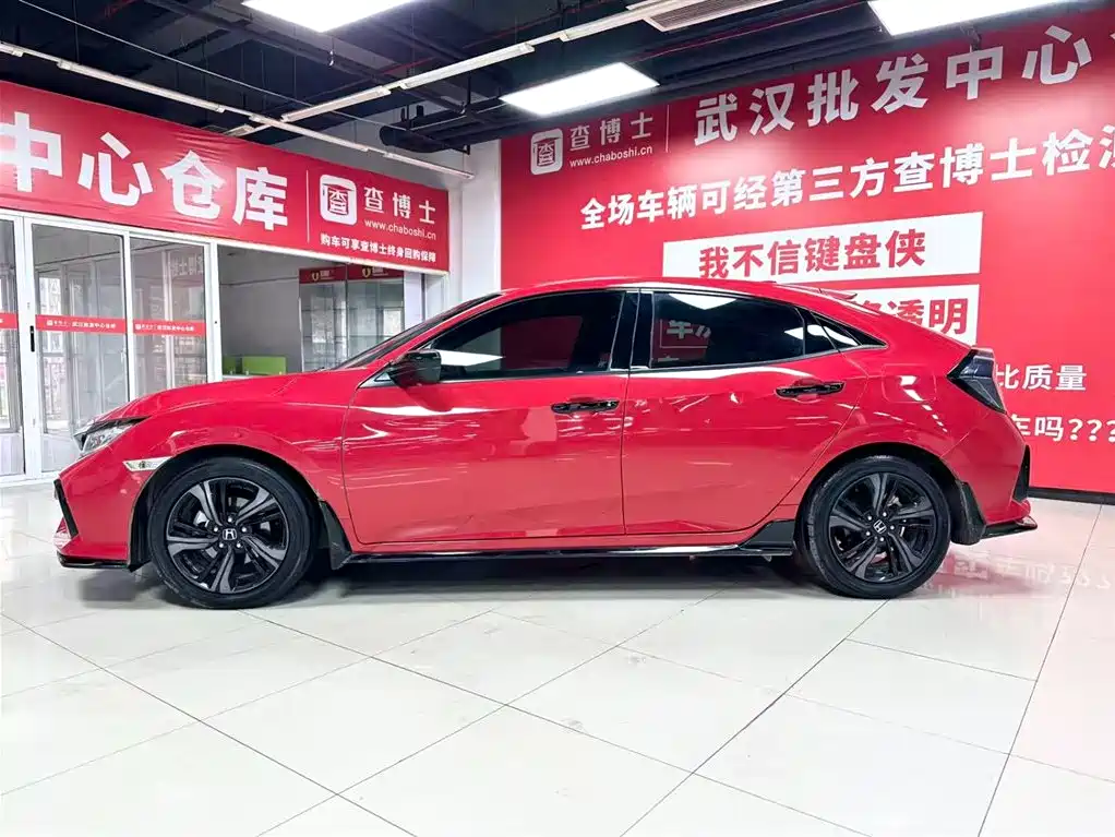 Honda Honda Civic 2021 Hatchback 220TURBO CVT潮酷控  Wait, let me correct that - "潮酷控" is not an internationally accepted model name. The proper international model name would be:  Honda Civic 2021 Hatchback 220TURBO CVT 2023 - thumbnail 4