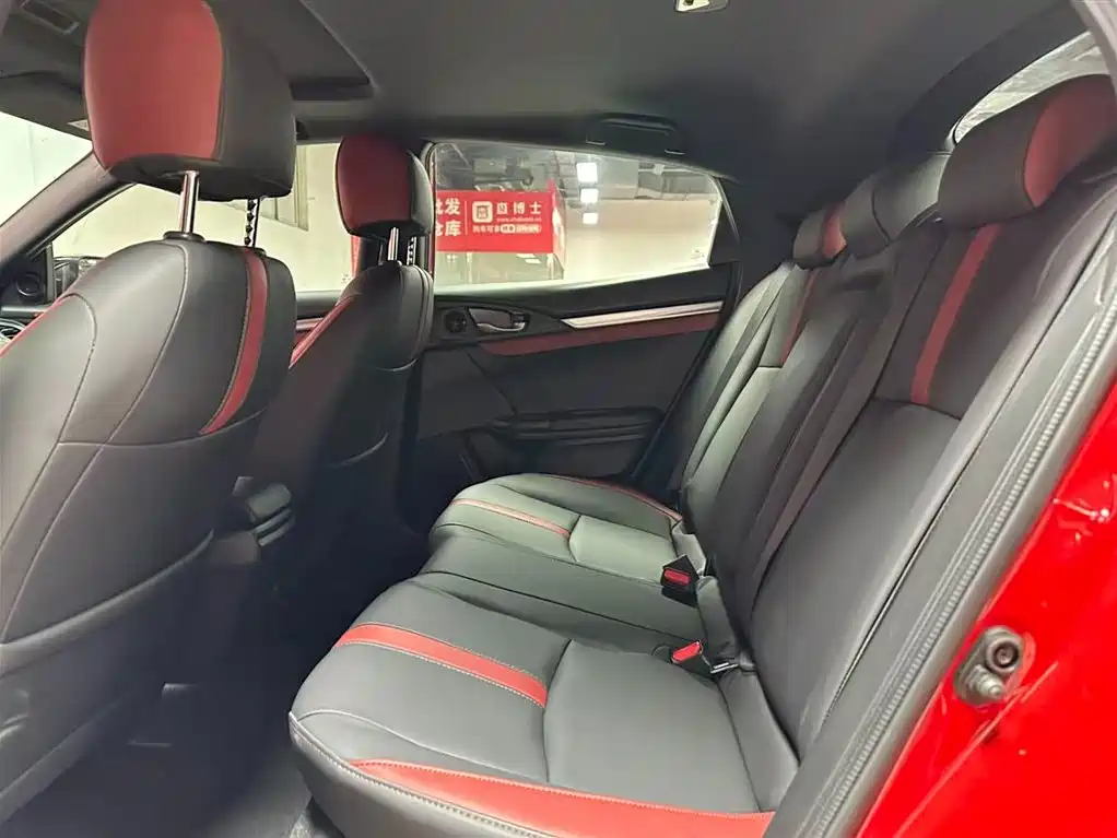 Honda Honda Civic 2021 Hatchback 220TURBO CVT潮酷控  Wait, let me correct that - "潮酷控" is not an internationally accepted model name. The proper international model name would be:  Honda Civic 2021 Hatchback 220TURBO CVT 2023 - thumbnail 8