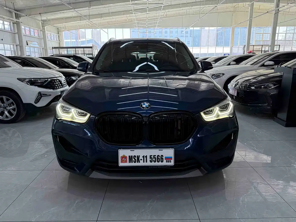 BMW BMW X1 2022 sDrive20Li Fashion Edition 2022 - thumbnail 2