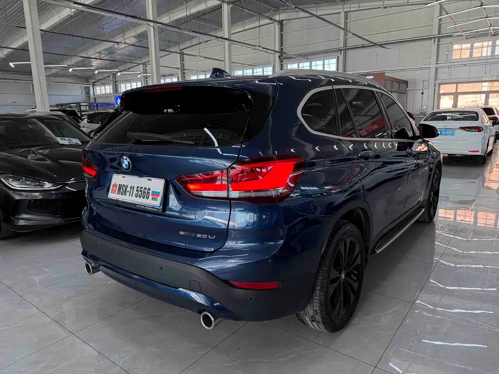 BMW BMW X1 2022 sDrive20Li Fashion Edition 2022 - thumbnail 4