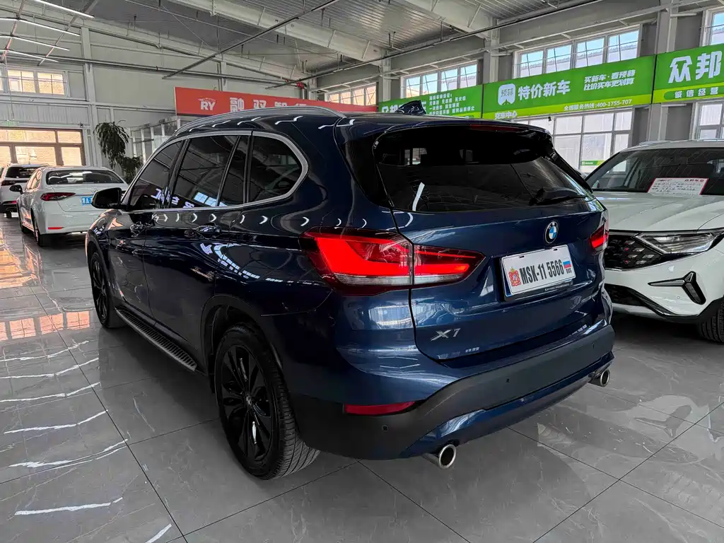 BMW BMW X1 2022 sDrive20Li Fashion Edition 2022 - thumbnail 6