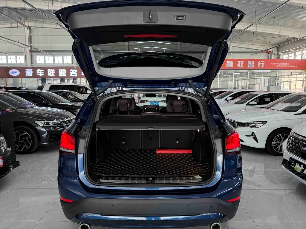 BMW BMW X1 2022 sDrive20Li Fashion Edition 2022 - thumbnail 18