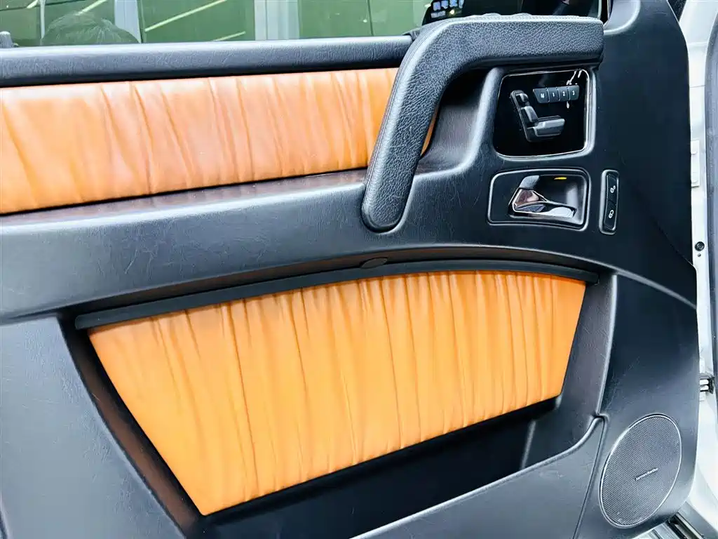 Mercedes-Benz Mercedes-Benz G-Class 2016 G 500 2017 - thumbnail 11