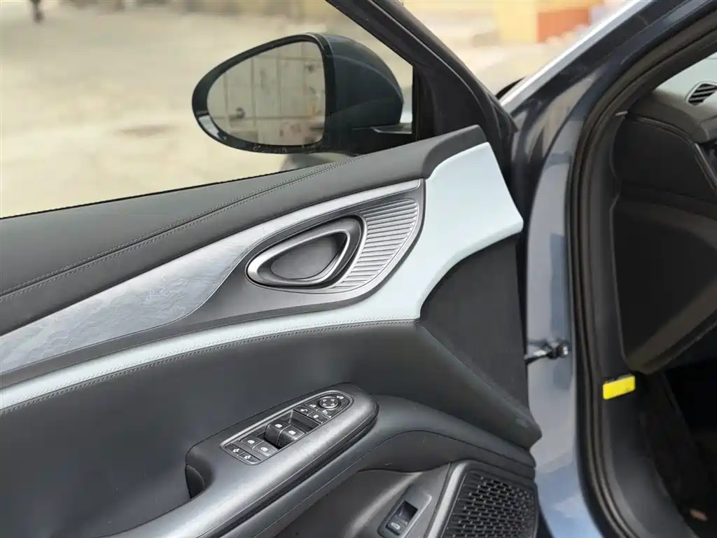 BYD BYD Seal 2024 Honor Edition DM-i 1.5L 121km Elite 2024 - thumbnail 11