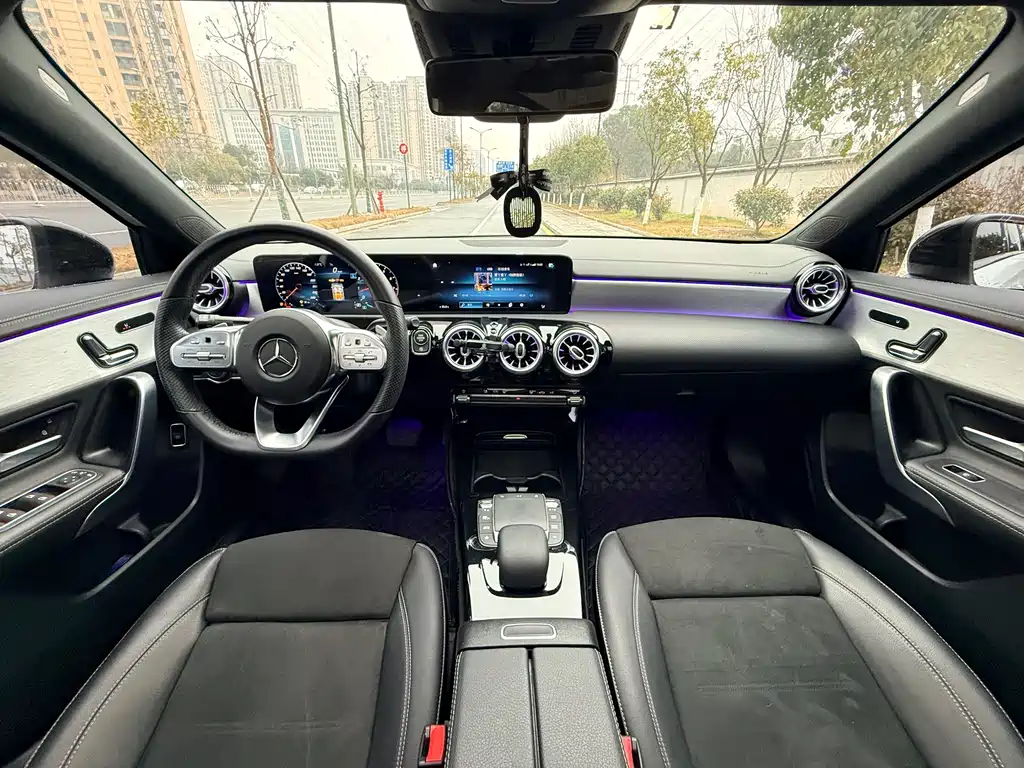 Mercedes-Benz Mercedes-Benz A-Class 2020 Facelift A 220 L 4MATIC Sport Sedan 2021 - thumbnail 13