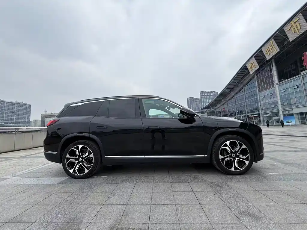 NIO NIO ES8 2020 Signature 6-Seat Version 580KM 2022 - thumbnail 4