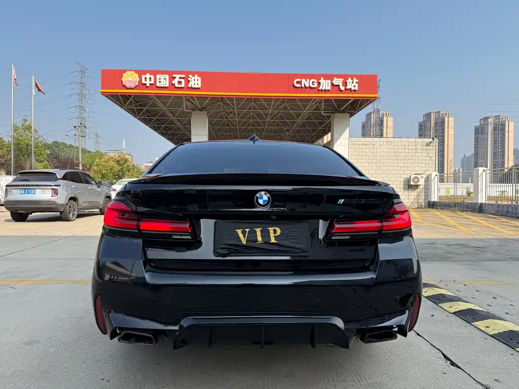 BMW BMW 5 Series 2022 Model Year Facelift 530Li Leading Type M Sport Package 2023 - thumbnail 8