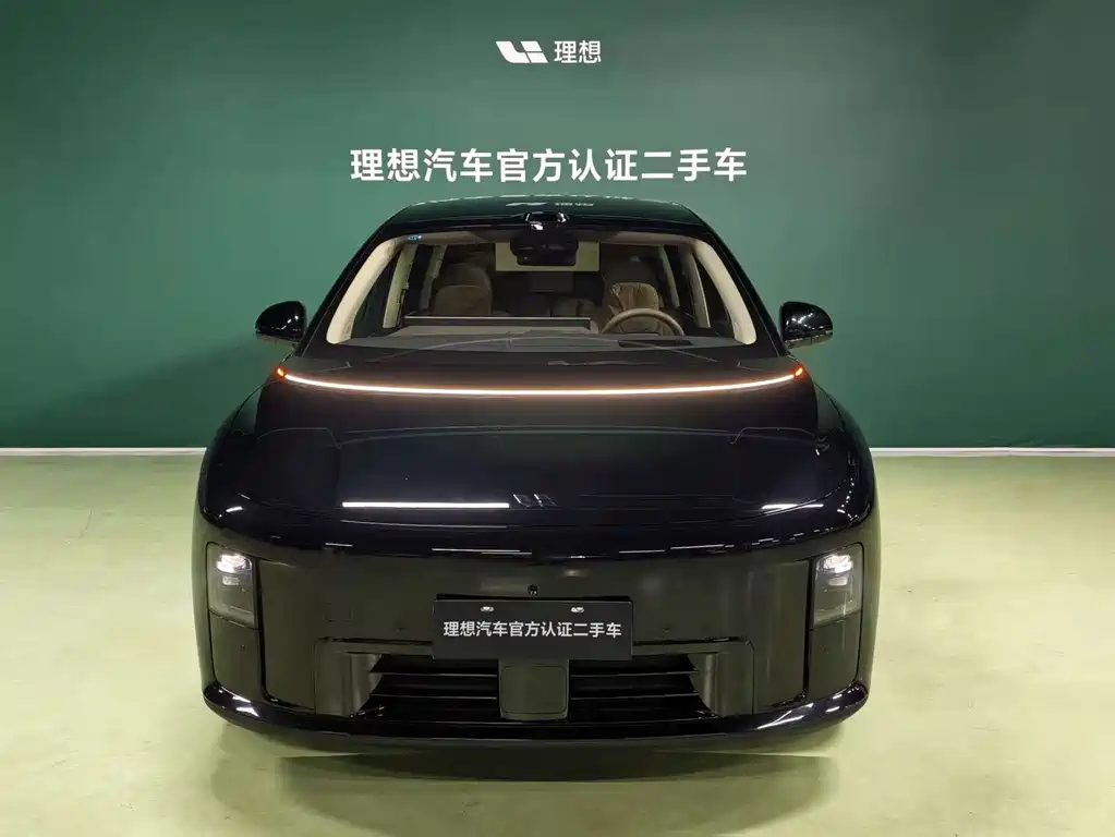 Li Auto Li Auto i8 2025 Standard Edition 2025 - thumbnail 2