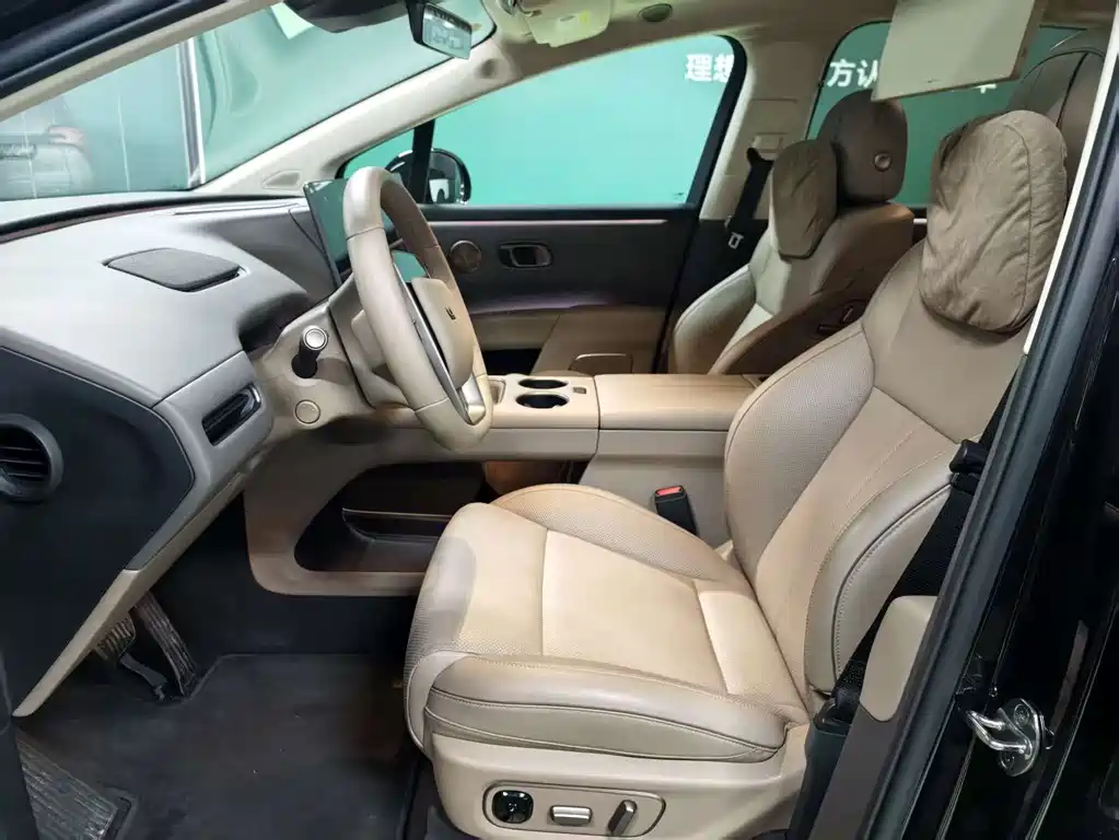 Li Auto Li Auto i8 2025 Standard Edition 2025 - thumbnail 9