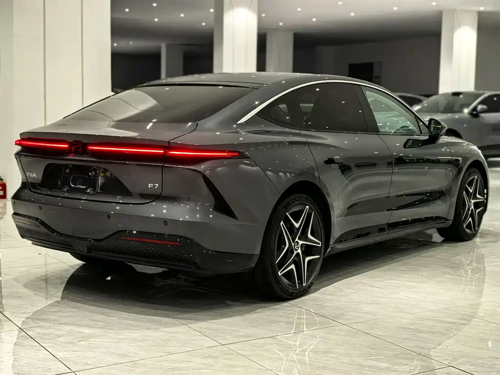 Roewe Rising Auto F7 2023 Advanced Edition 2026 - thumbnail 4