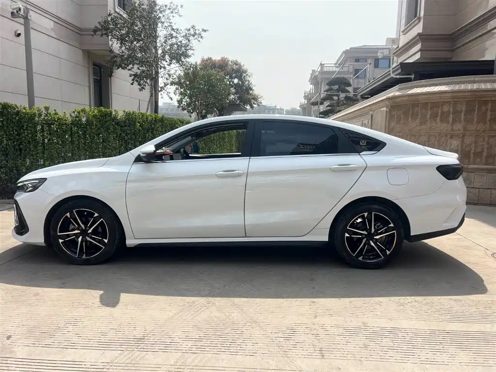 Geely Auto Geely Emgrand 2022 Emgrand COOL 1.5T DCT Electric Version 2023 - thumbnail 14