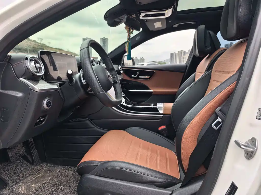 Mercedes-Benz Mercedes-Benz C-Class 2022 C 260 L Sport Edition 2022 - thumbnail 4
