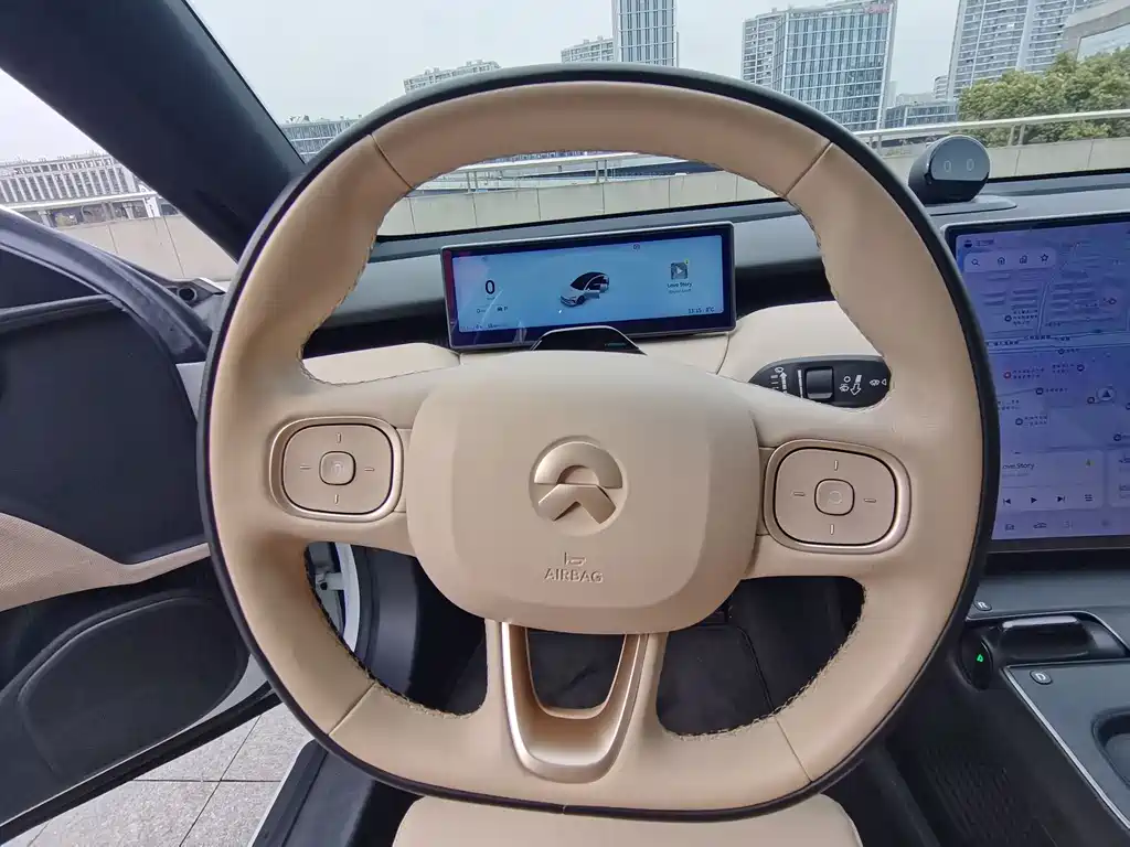 NIO NIO ET5 2022 75kWh 2023 - thumbnail 9