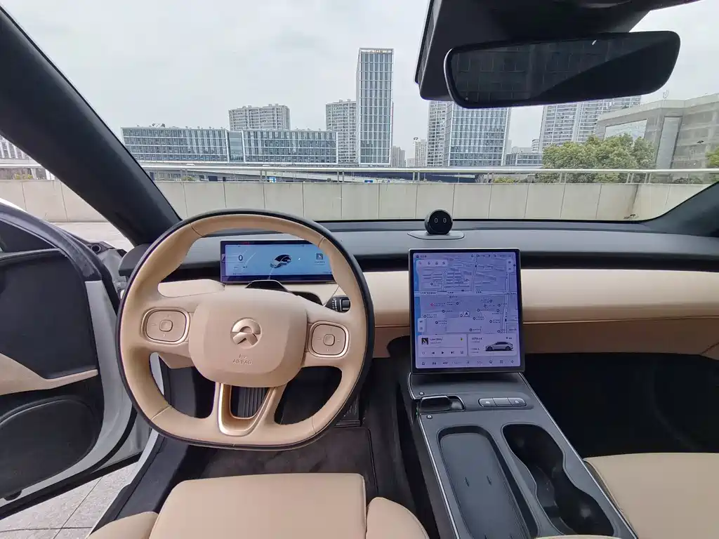 NIO NIO ET5 2022 75kWh 2023 - thumbnail 10