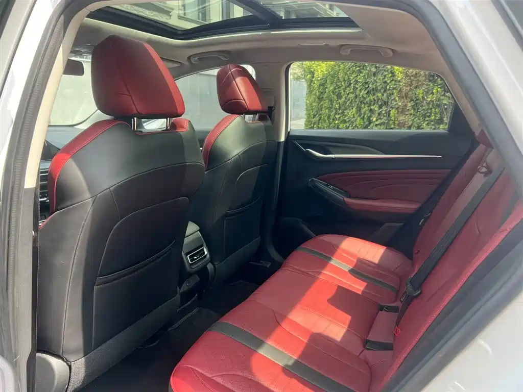 Changan Yidong 2022 PLUS Blue Whale NE 1.4T GDI DCT Flagship Edition 2022 - thumbnail 5