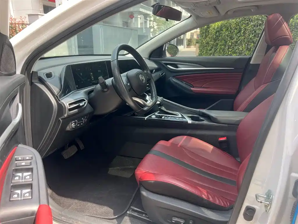 Changan Yidong 2022 PLUS Blue Whale NE 1.4T GDI DCT Flagship Edition 2022 - thumbnail 6