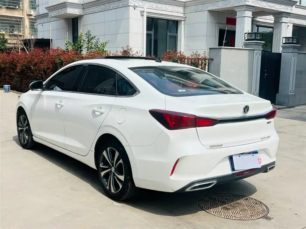 Changan Yidong 2022 PLUS Blue Whale NE 1.4T GDI DCT Flagship Edition 2022 - thumbnail 10