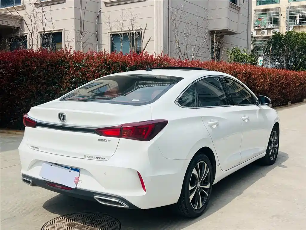Changan Yidong 2022 PLUS Blue Whale NE 1.4T GDI DCT Flagship Edition 2022 - thumbnail 12