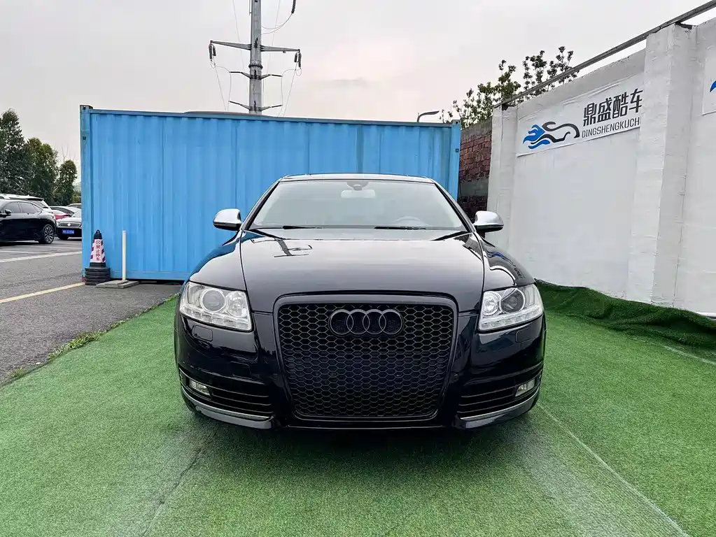 Audi Audi A6L 2011 3.0 TFSI quattro Luxury Edition 2011 - thumbnail 2