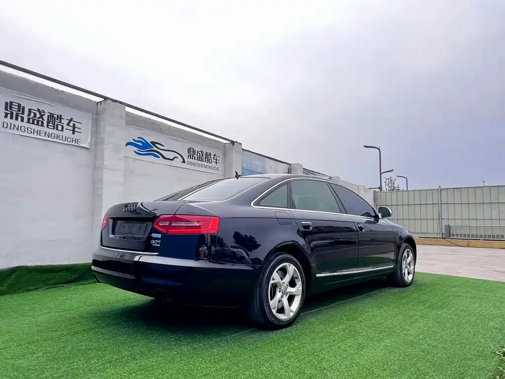 Audi Audi A6L 2011 3.0 TFSI quattro Luxury Edition 2011 - thumbnail 4
