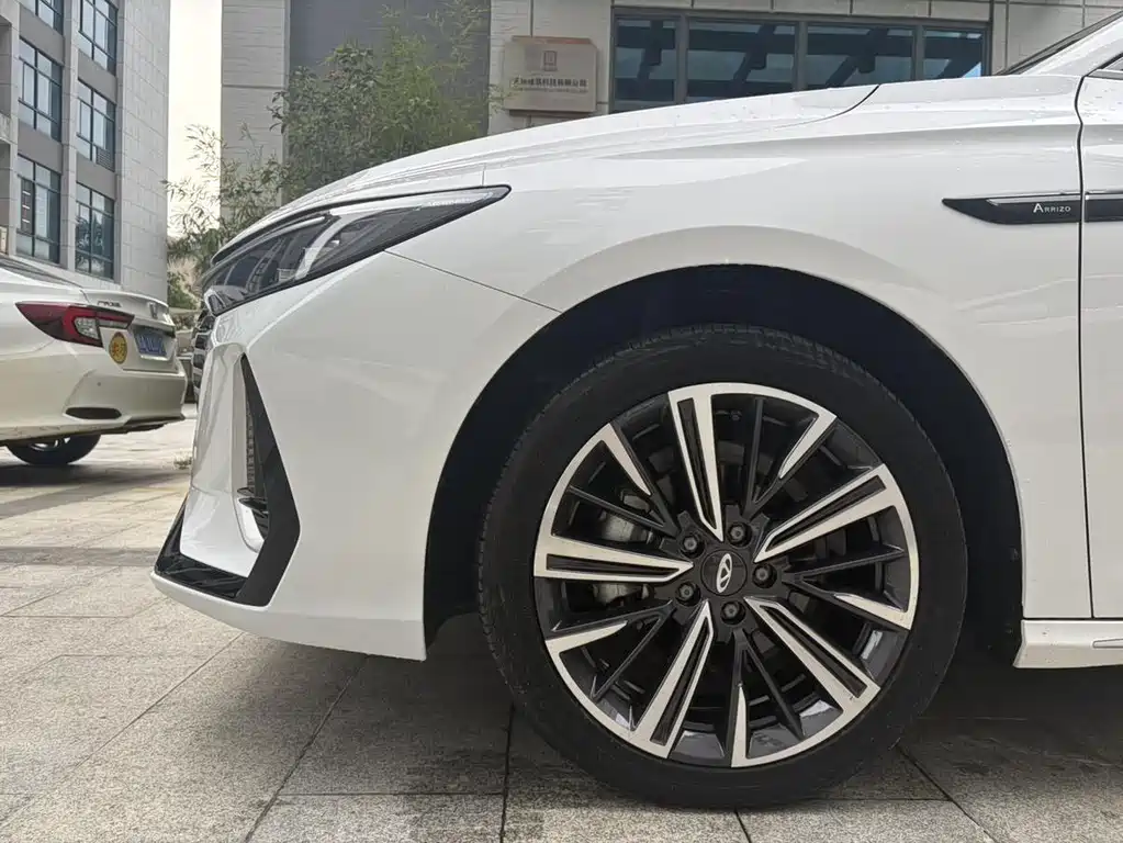 Chery Arrizo 8 2023 1.6T DCT Comfort 2023 - thumbnail 10