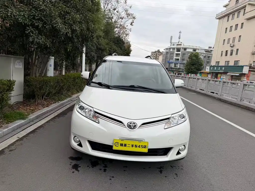 Toyota Toyota Previa 2017 2.4L Middle East Version 2019 - thumbnail 3