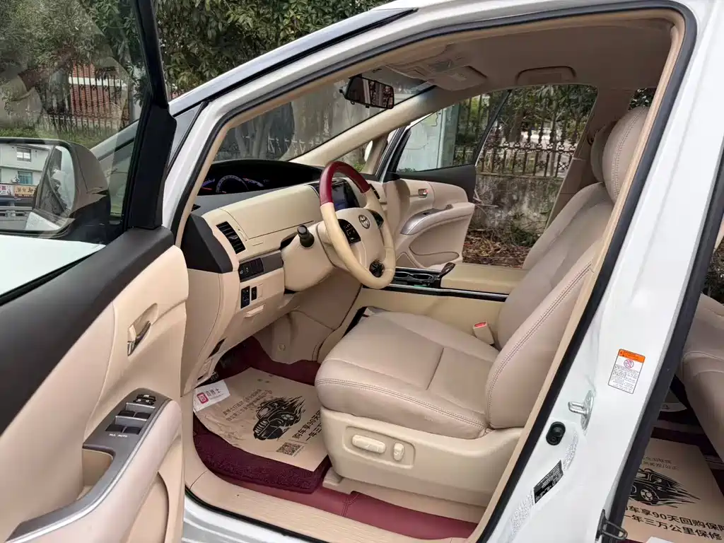 Toyota Toyota Previa 2017 2.4L Middle East Version 2019 - thumbnail 10