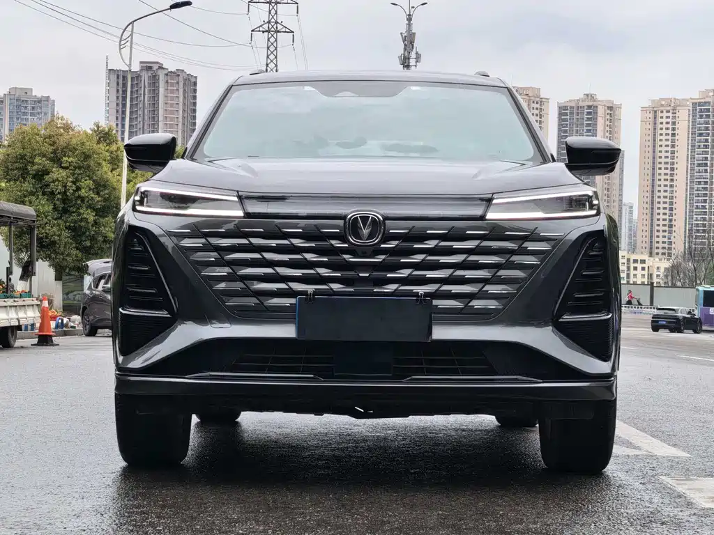Changan Changan CS75 PLUS 2024 Model Third Generation Champion Edition 1.5T Intelligent Driving Dynamic Navigation Version 2024 - thumbnail 2