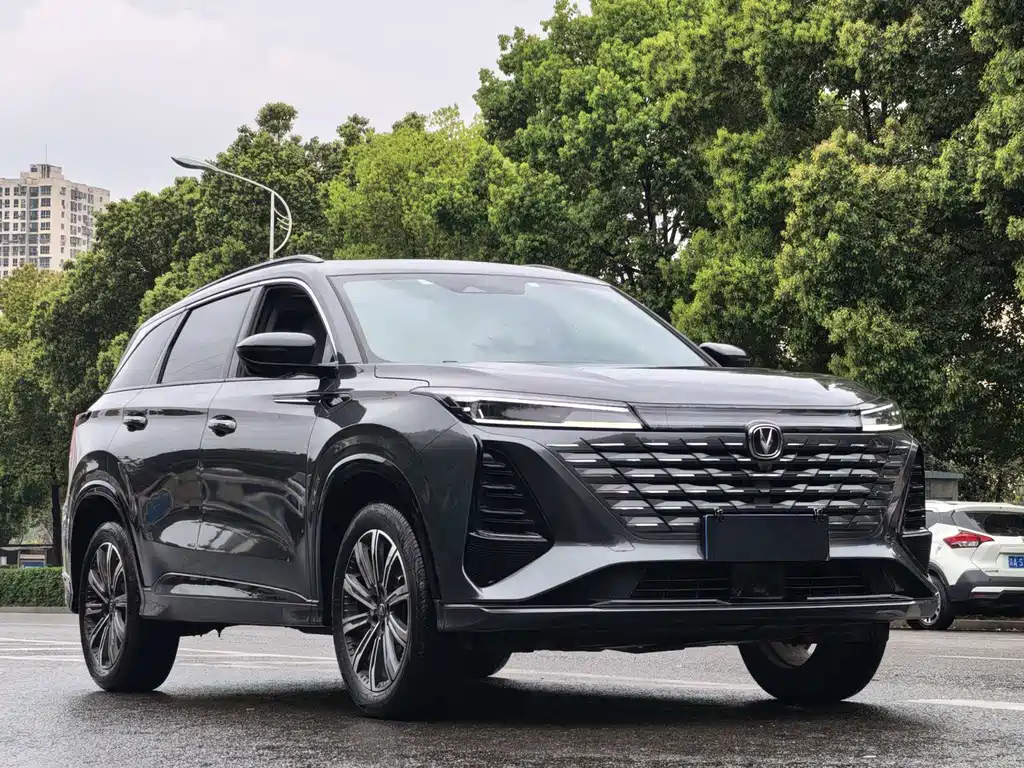 Changan Changan CS75 PLUS 2024 Model Third Generation Champion Edition 1.5T Intelligent Driving Dynamic Navigation Version 2024 - thumbnail 3