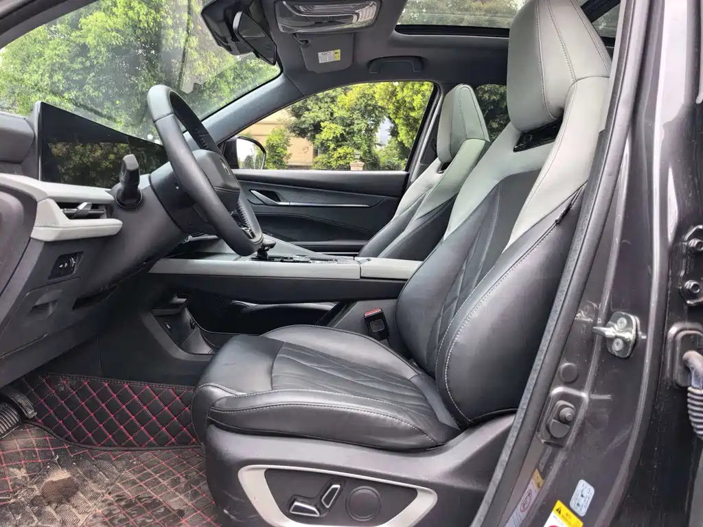 Changan Changan CS75 PLUS 2024 Model Third Generation Champion Edition 1.5T Intelligent Driving Dynamic Navigation Version 2024 - thumbnail 5