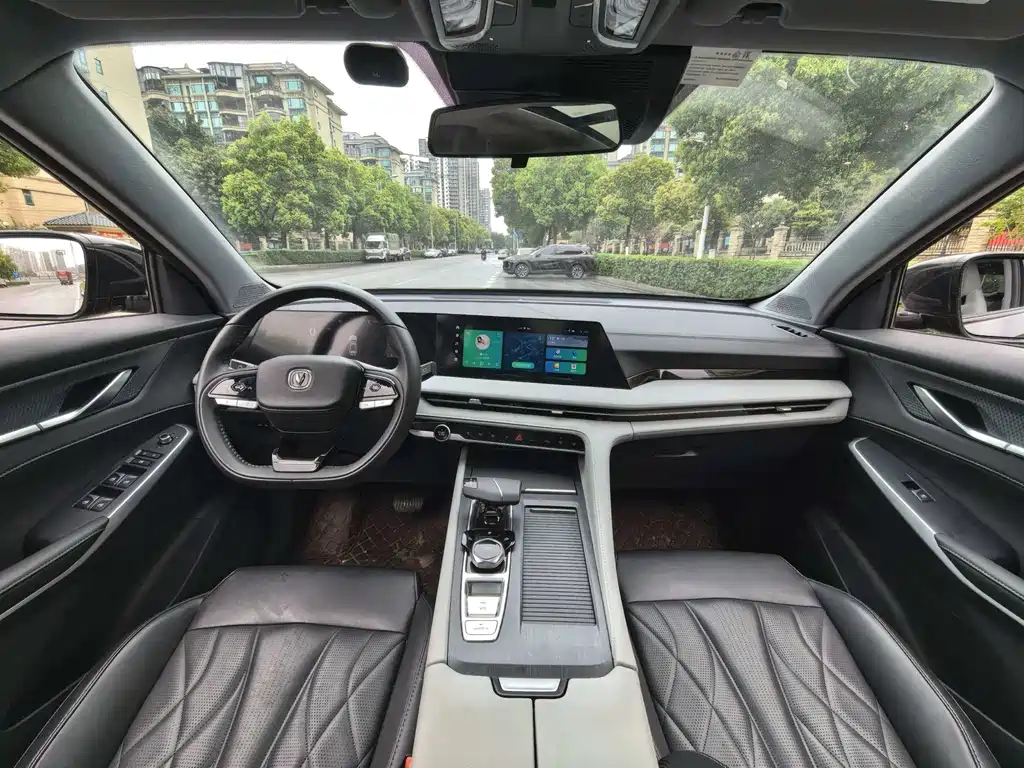 Changan Changan CS75 PLUS 2024 Model Third Generation Champion Edition 1.5T Intelligent Driving Dynamic Navigation Version 2024 - thumbnail 7