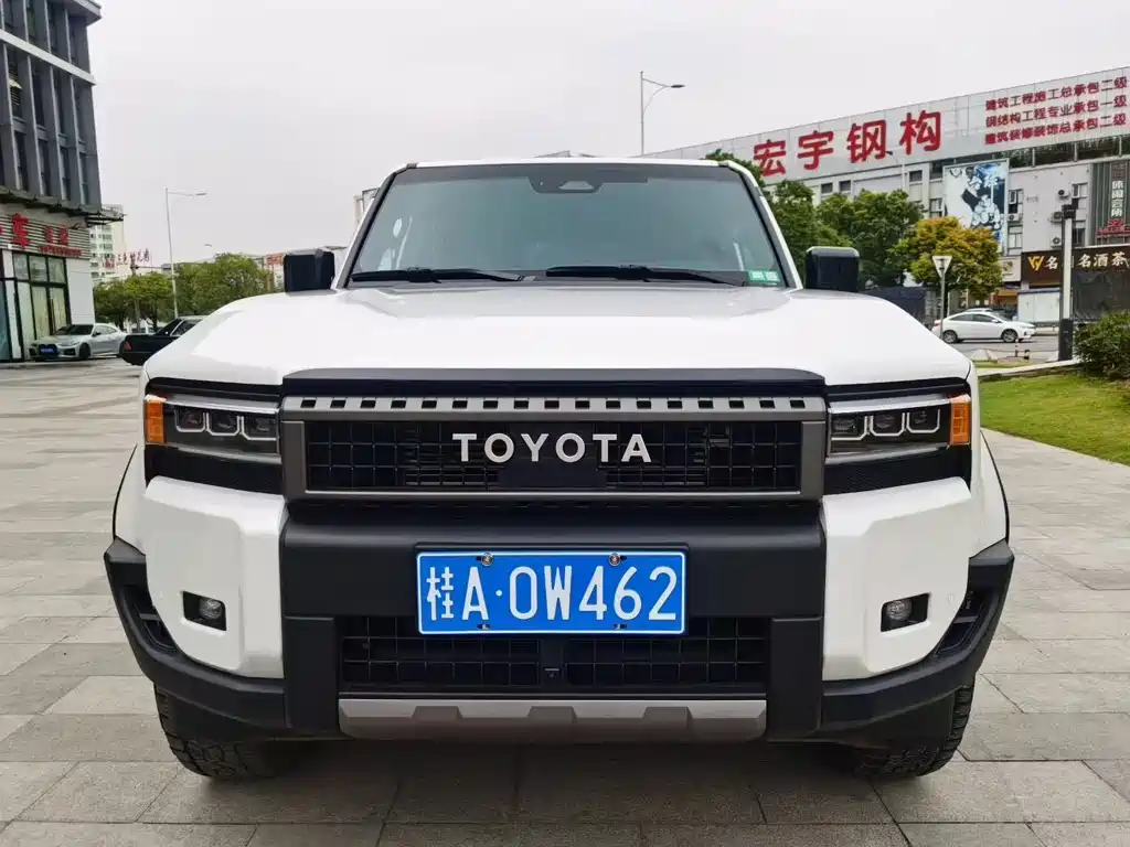 Toyota Prado 2025 2.4T Wild WX 6-seater 2025 - thumbnail 2