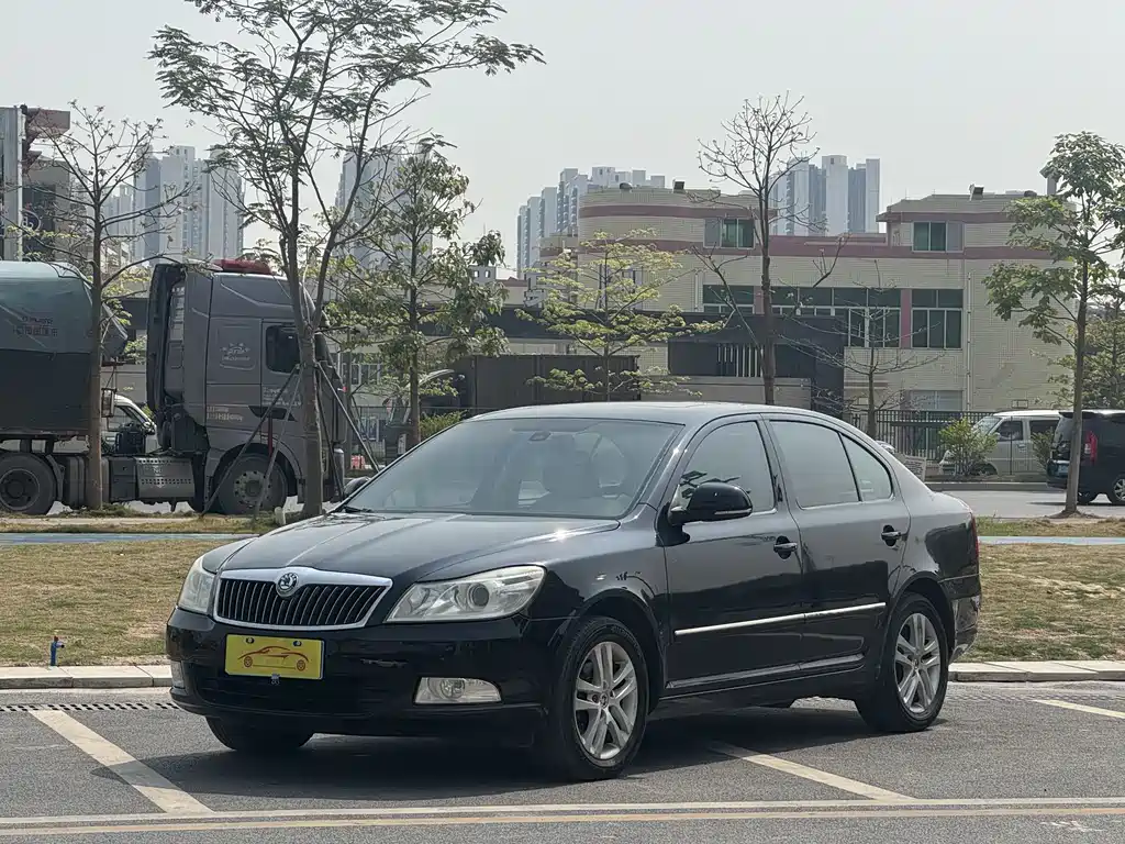 Skoda Škoda Octavia 2013 1.8TSI DSG Elegant Edition 2013
