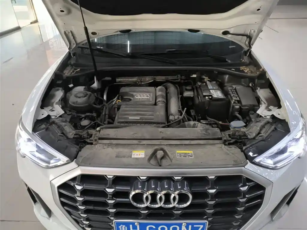 Audi Audi Q3 2022 35 TFSI Fashion Dynamic Edition 2022 - thumbnail 2