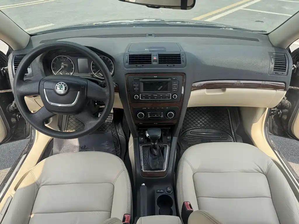 Skoda Škoda Octavia 2013 1.8TSI DSG Elegant Edition 2013 - thumbnail 28